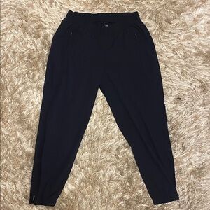 Old Navy Active Navy StretchTech Pants